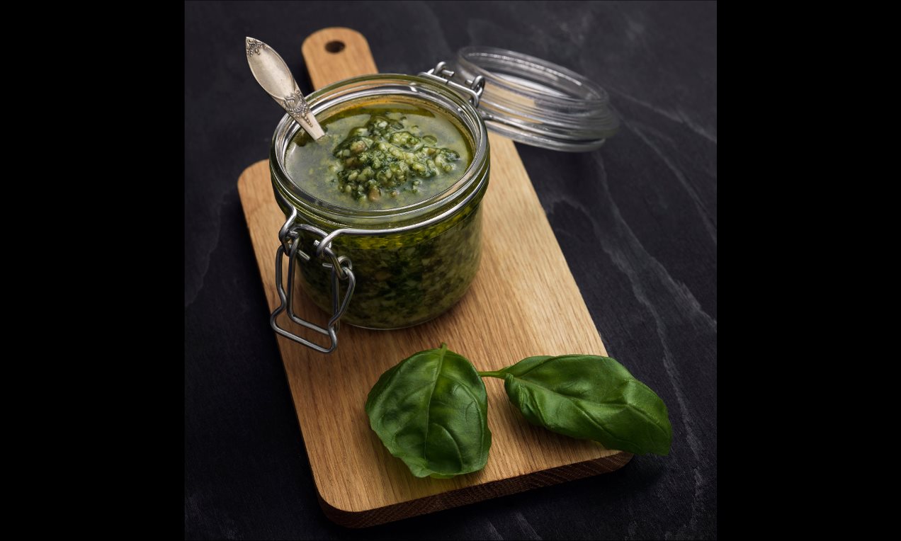 Hemlagad pesto