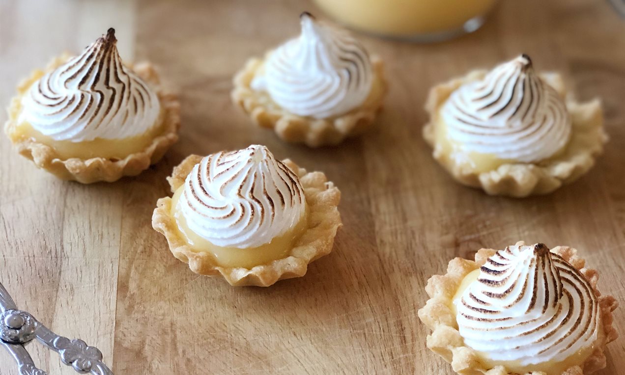 Minimarängpajer med passionsfruktscurd