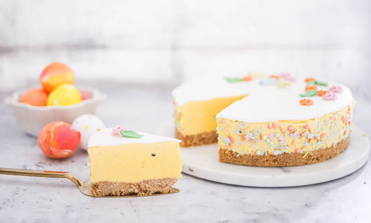 Påsktårta med smak av passionsfrukt
